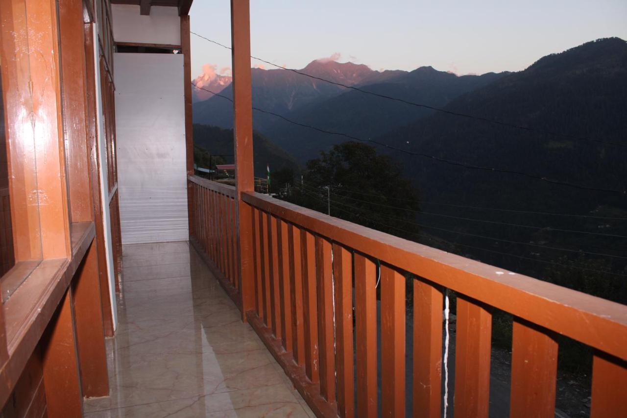 Hotel Mannat Sach Pass Tisa Exterior photo